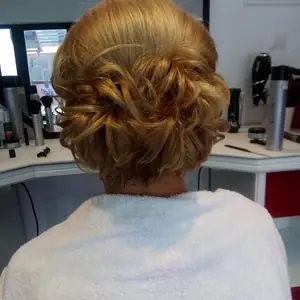 Frizura 20 iz salona Pedeset nijansi